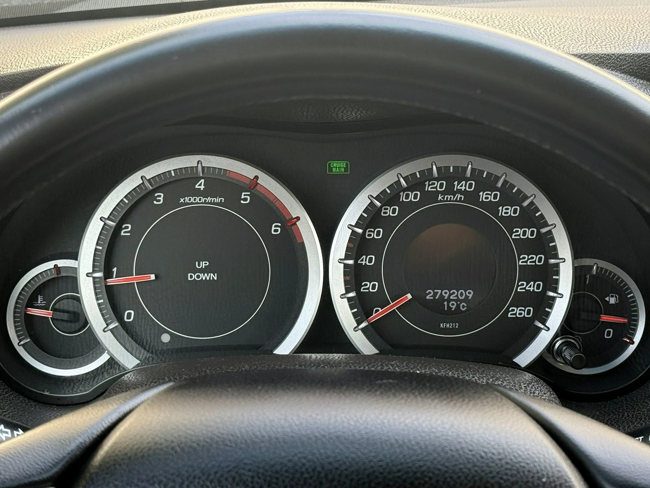 Honda Accord - Zdjęcie 14