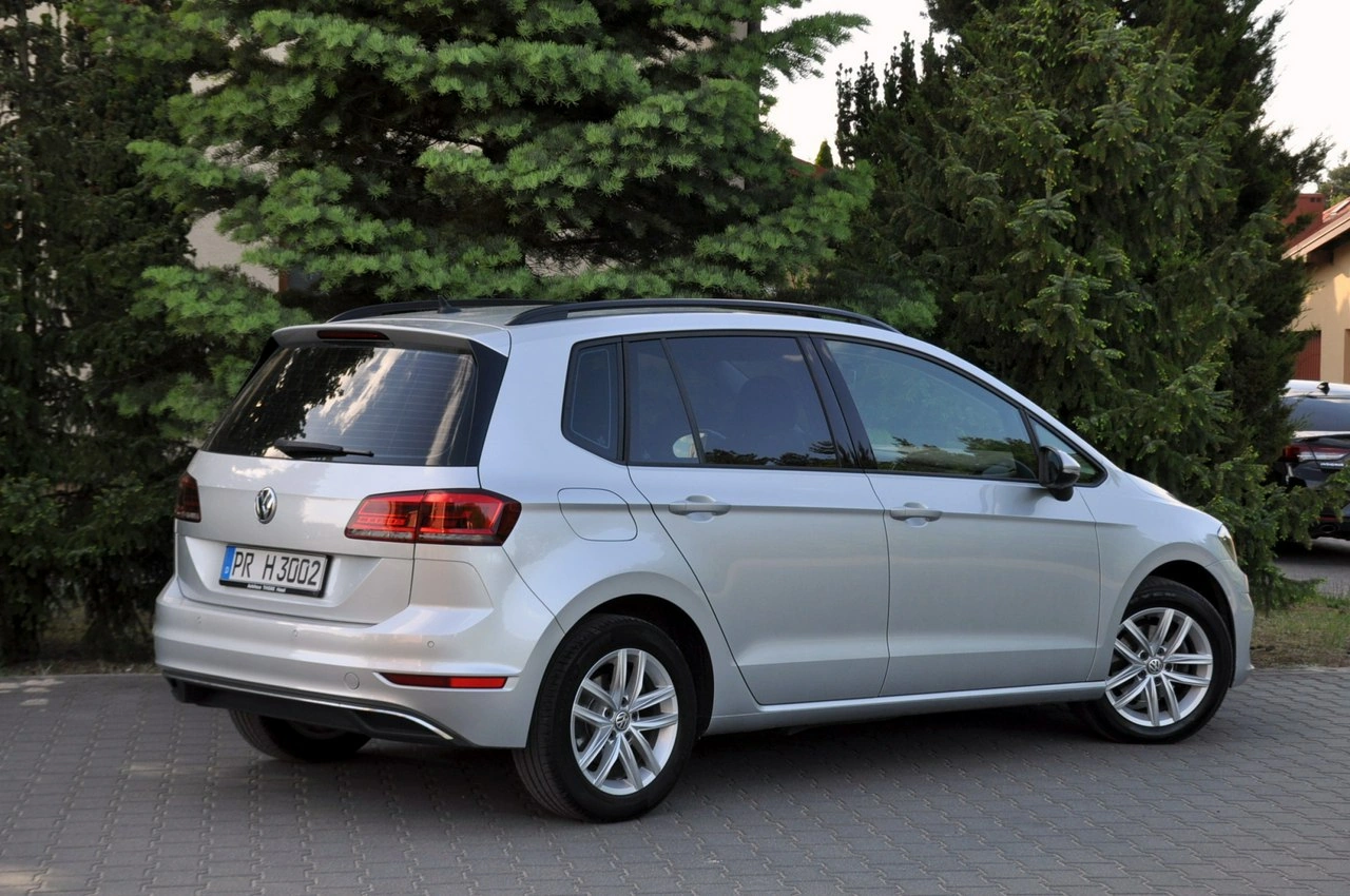 Volkswagen Golf Sportsvan - Zdjęcie 4