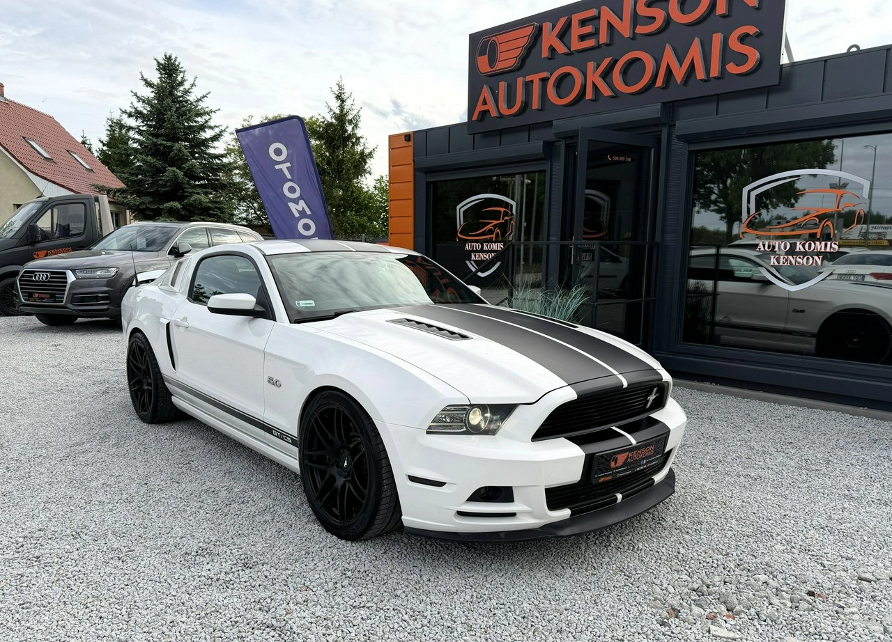 Ford Mustang - Zdjęcie 1