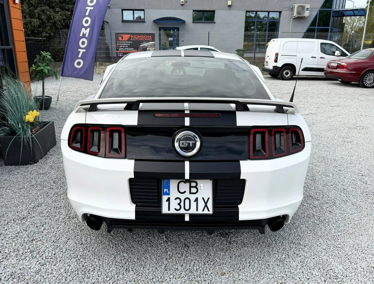 Ford Mustang - Zdjęcie 36