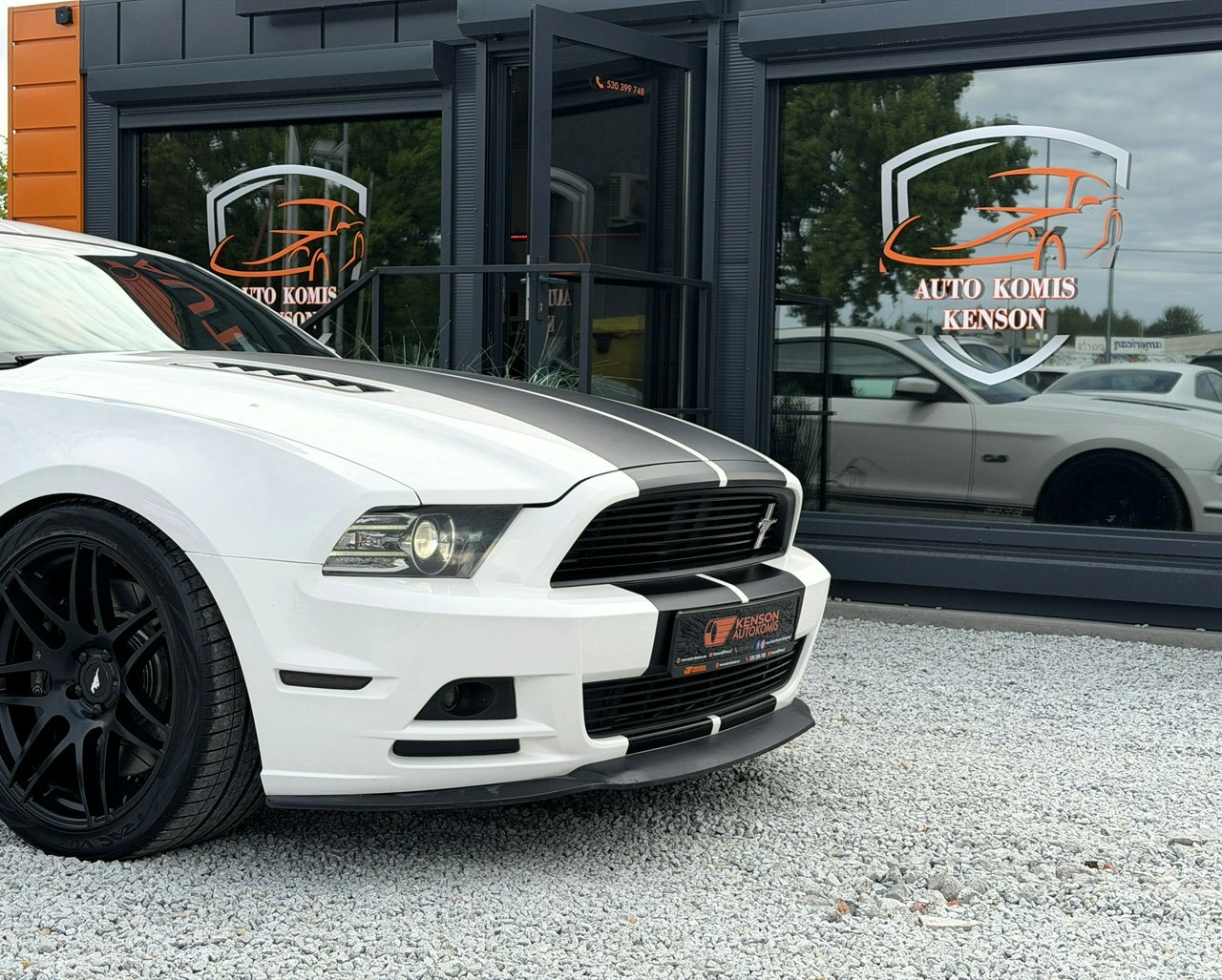 Ford Mustang - Zdjęcie 37