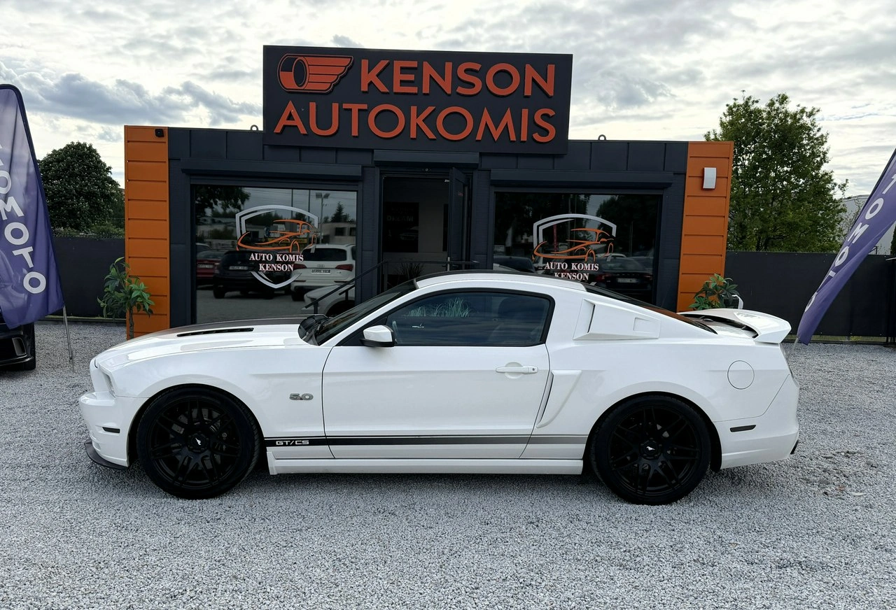 Ford Mustang - Zdjęcie 4