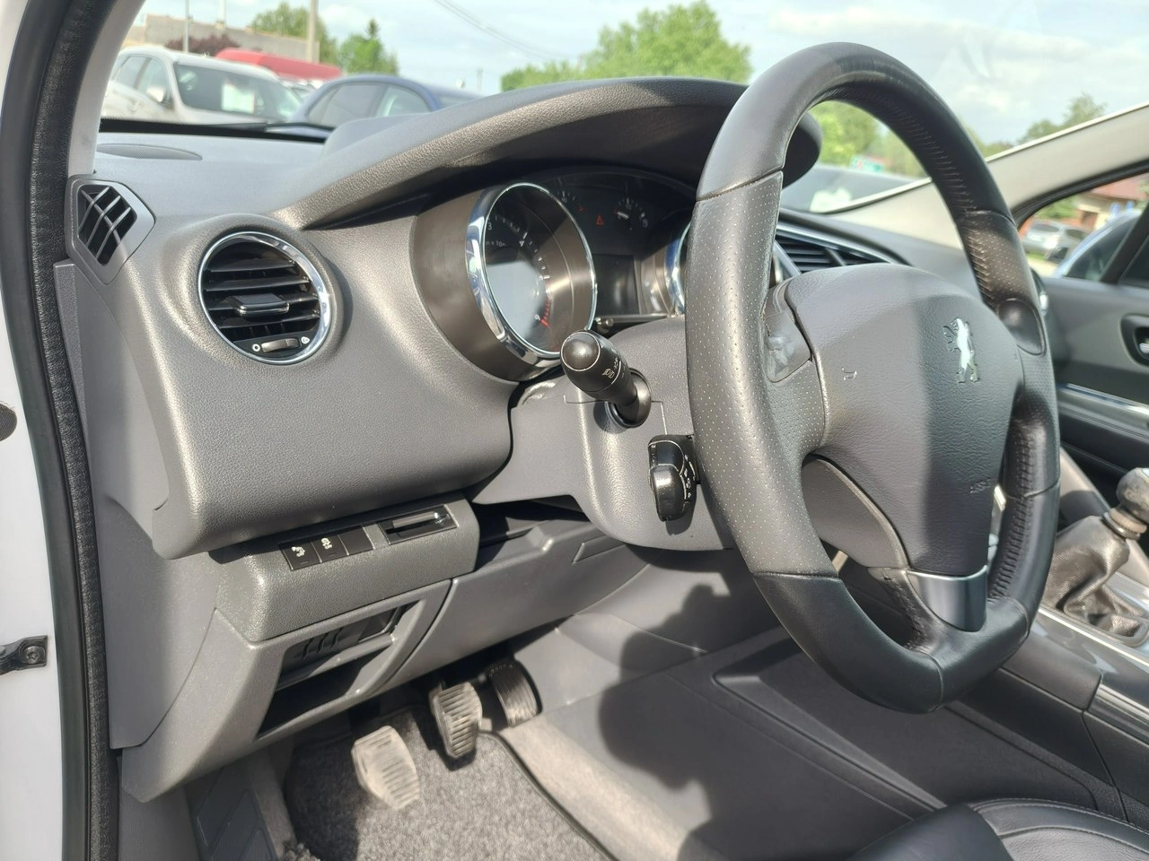 Peugeot 3008 - Zdjęcie 10
