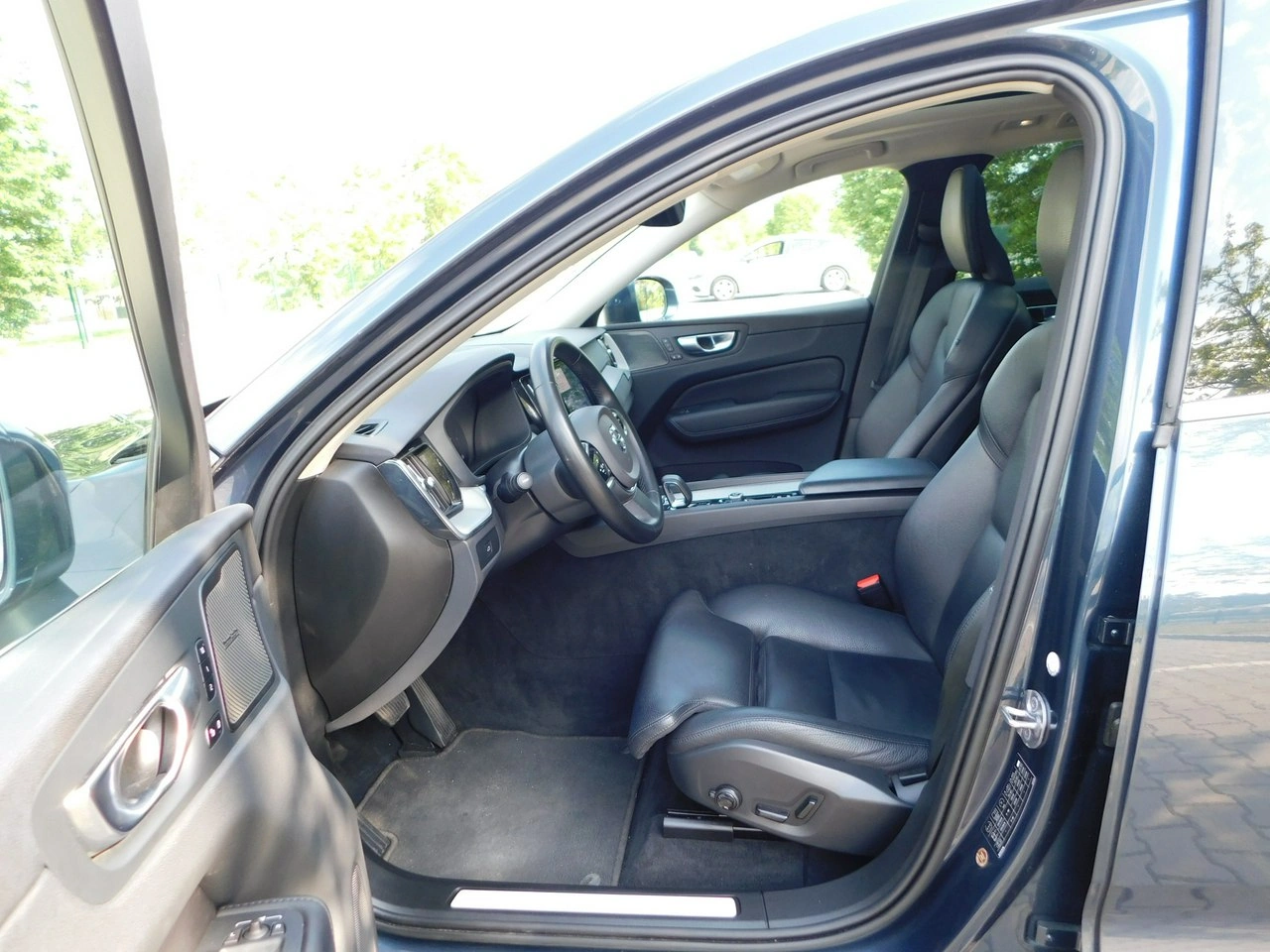 Volvo XC 60 - Zdjęcie 14