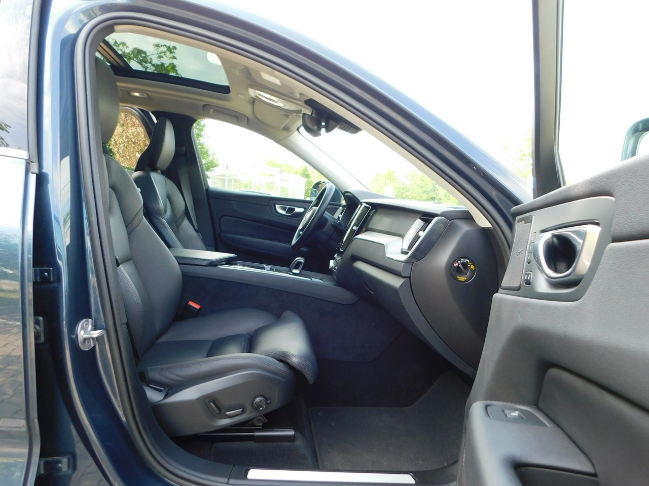 Volvo XC 60 - Zdjęcie 8