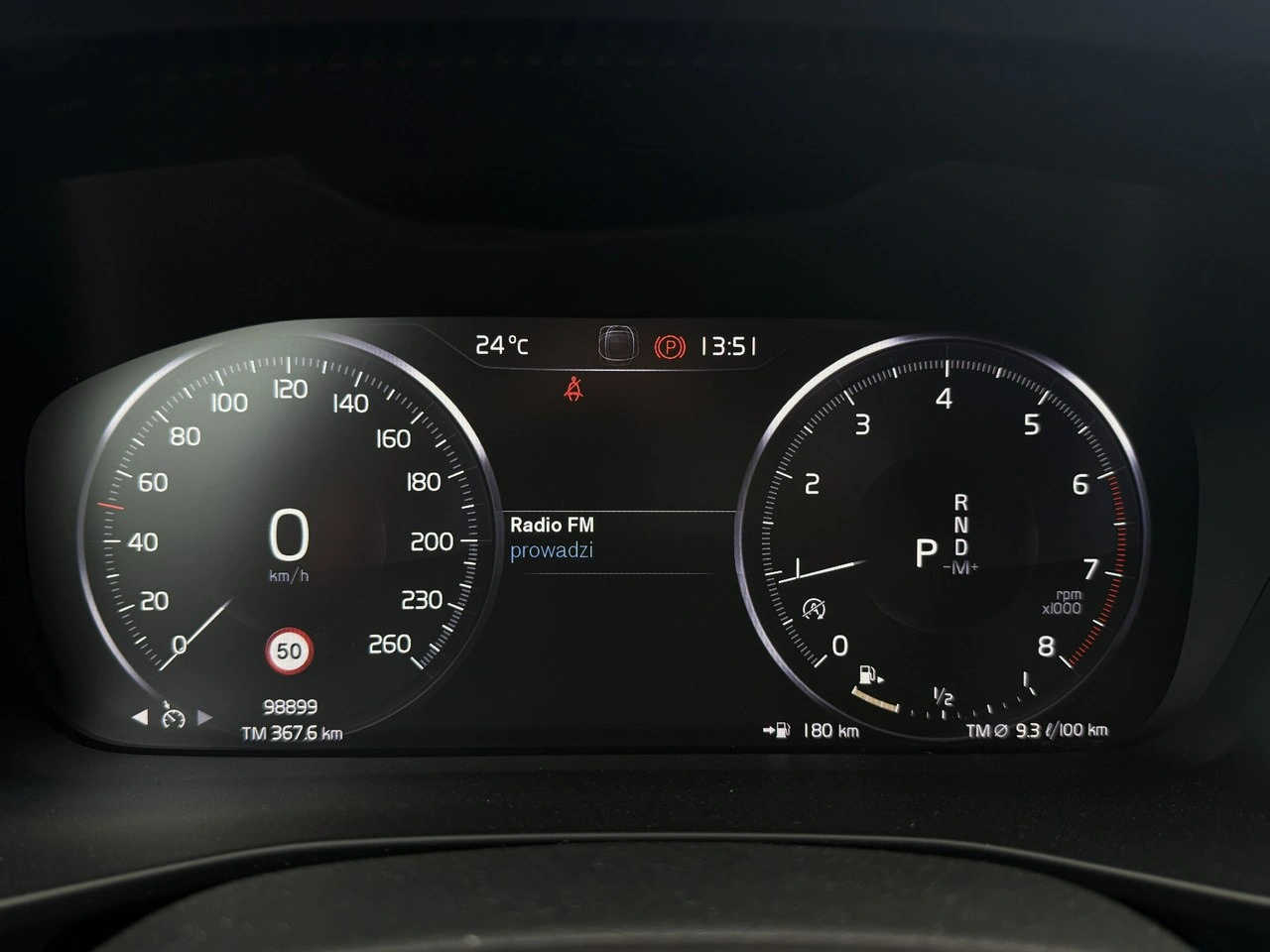 Volvo XC 40 - Zdjęcie 9