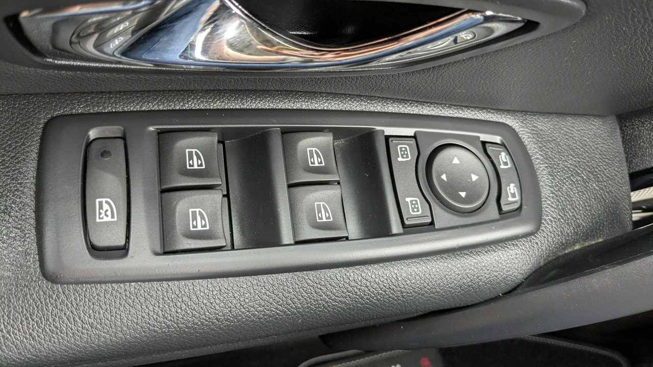 Renault Megane - Zdjęcie 33