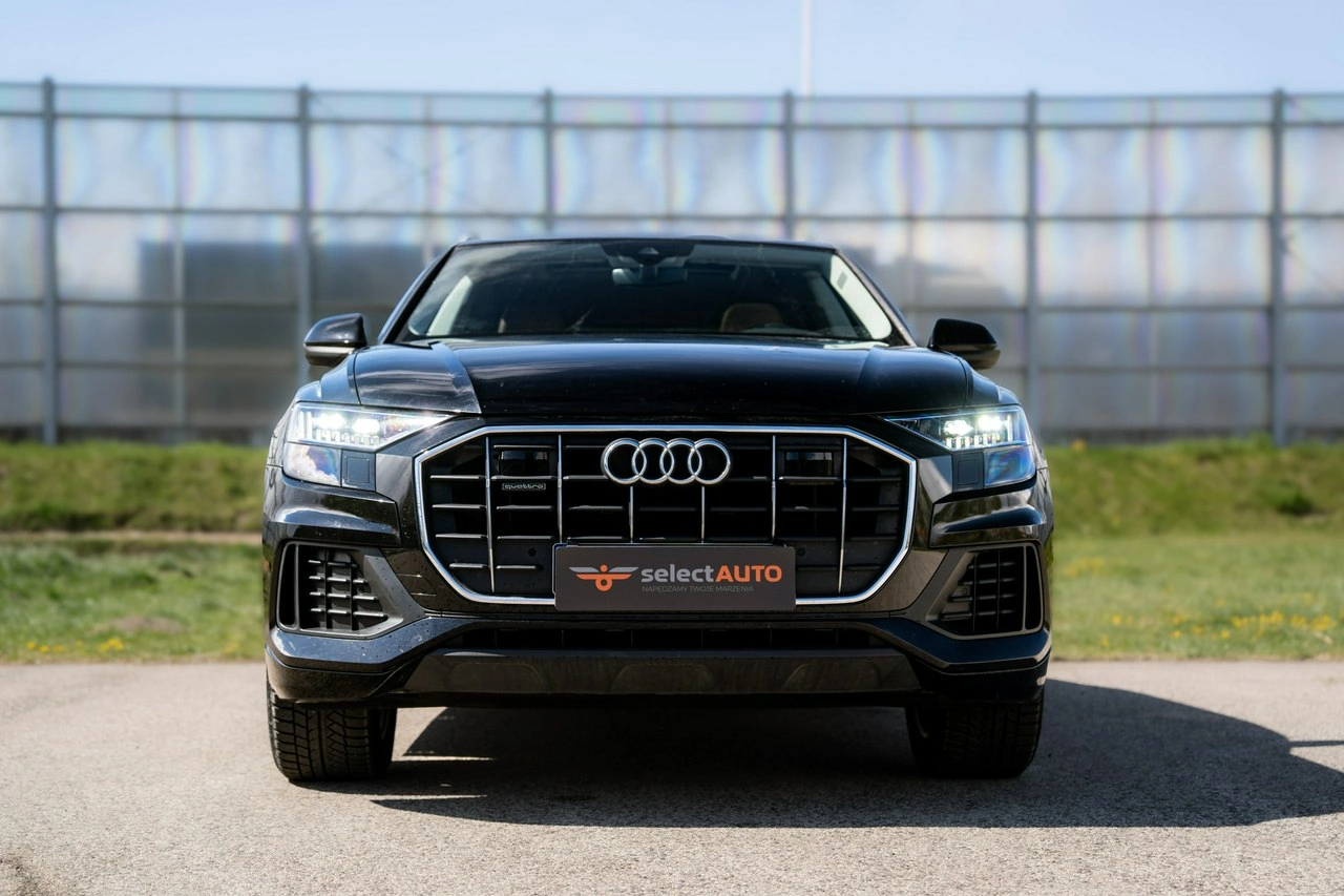Audi Q8 - Zdjęcie 1
