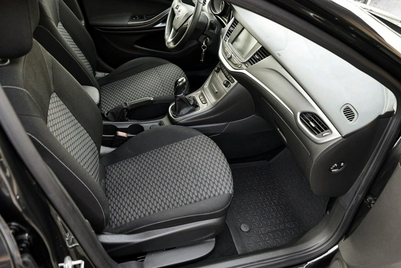 Opel Astra - Zdjęcie 16