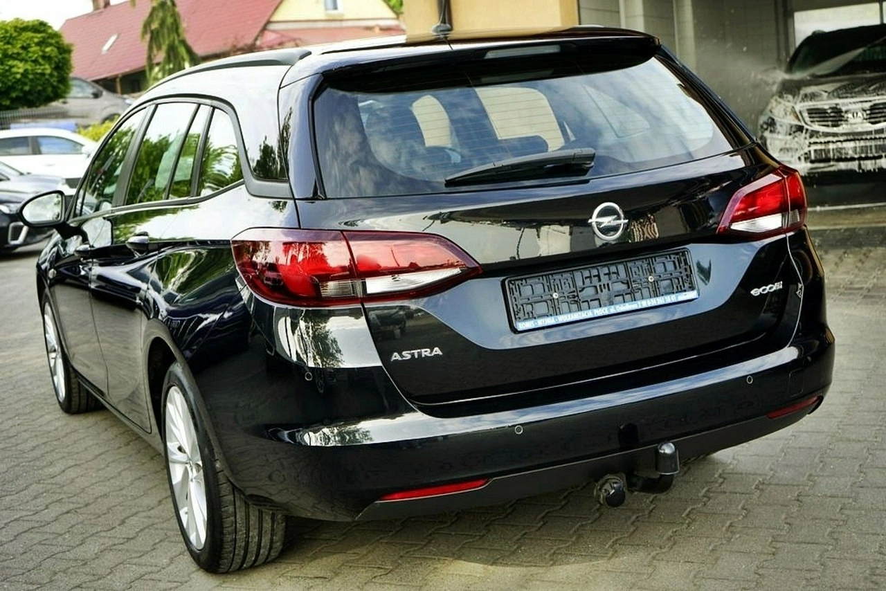 Opel Astra - Zdjęcie 3