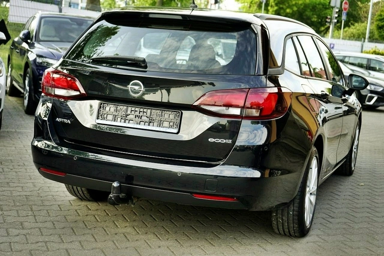 Opel Astra - Zdjęcie 5