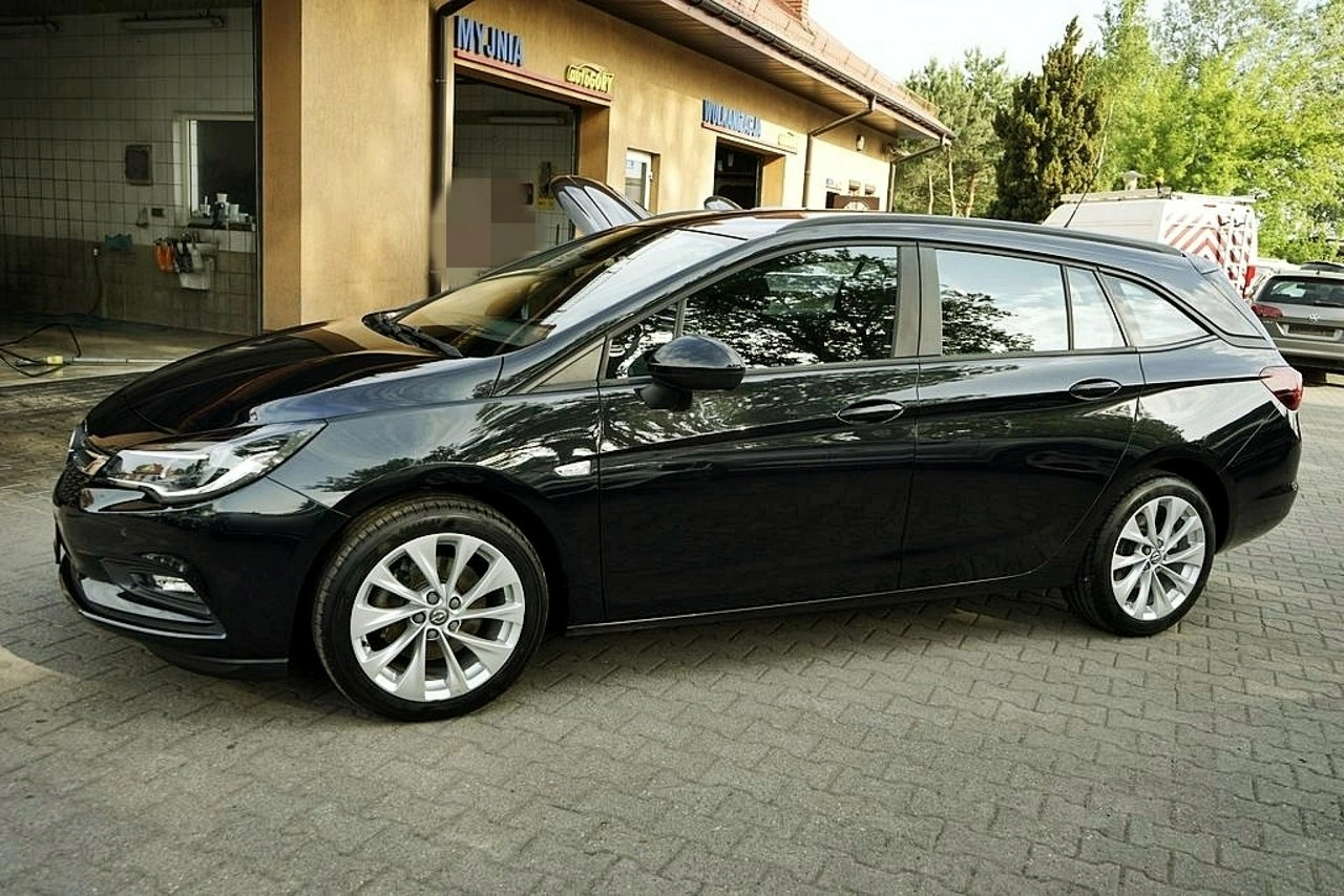Opel Astra - Zdjęcie 7