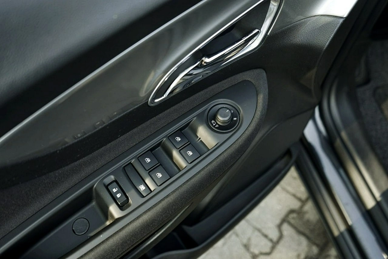 Opel Mokka - Zdjęcie 13