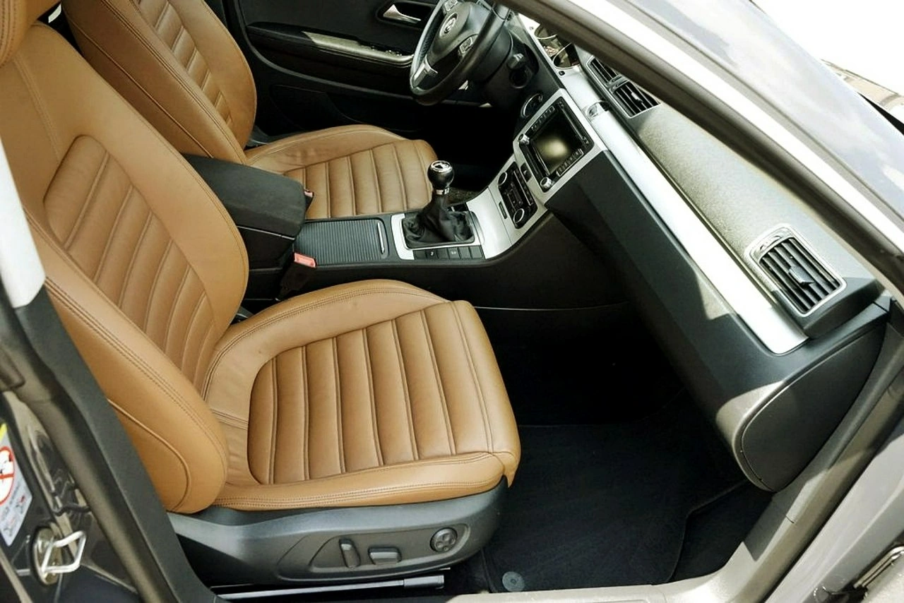 Volkswagen Passat CC - Zdjęcie 15