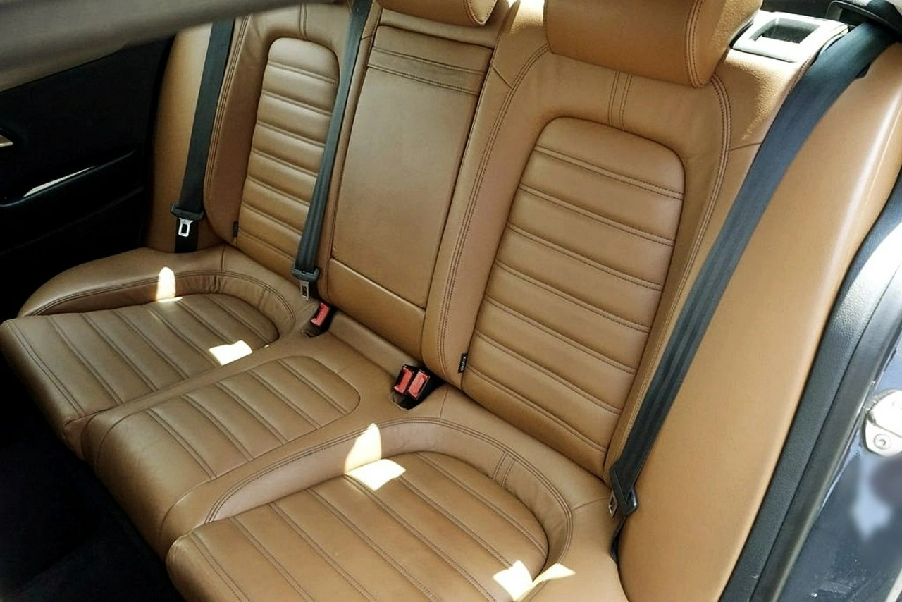 Volkswagen Passat CC - Zdjęcie 20