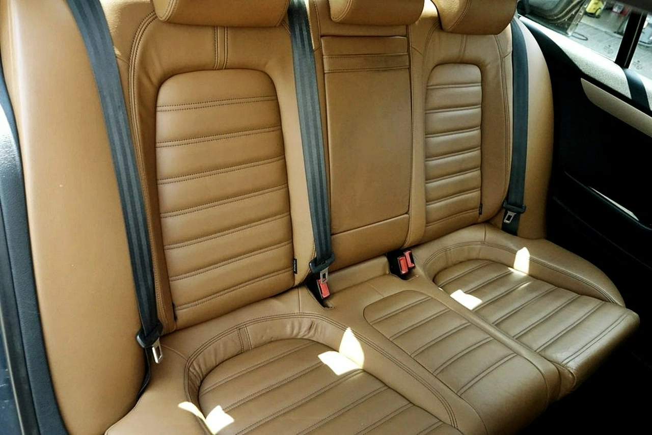 Volkswagen Passat CC - Zdjęcie 21