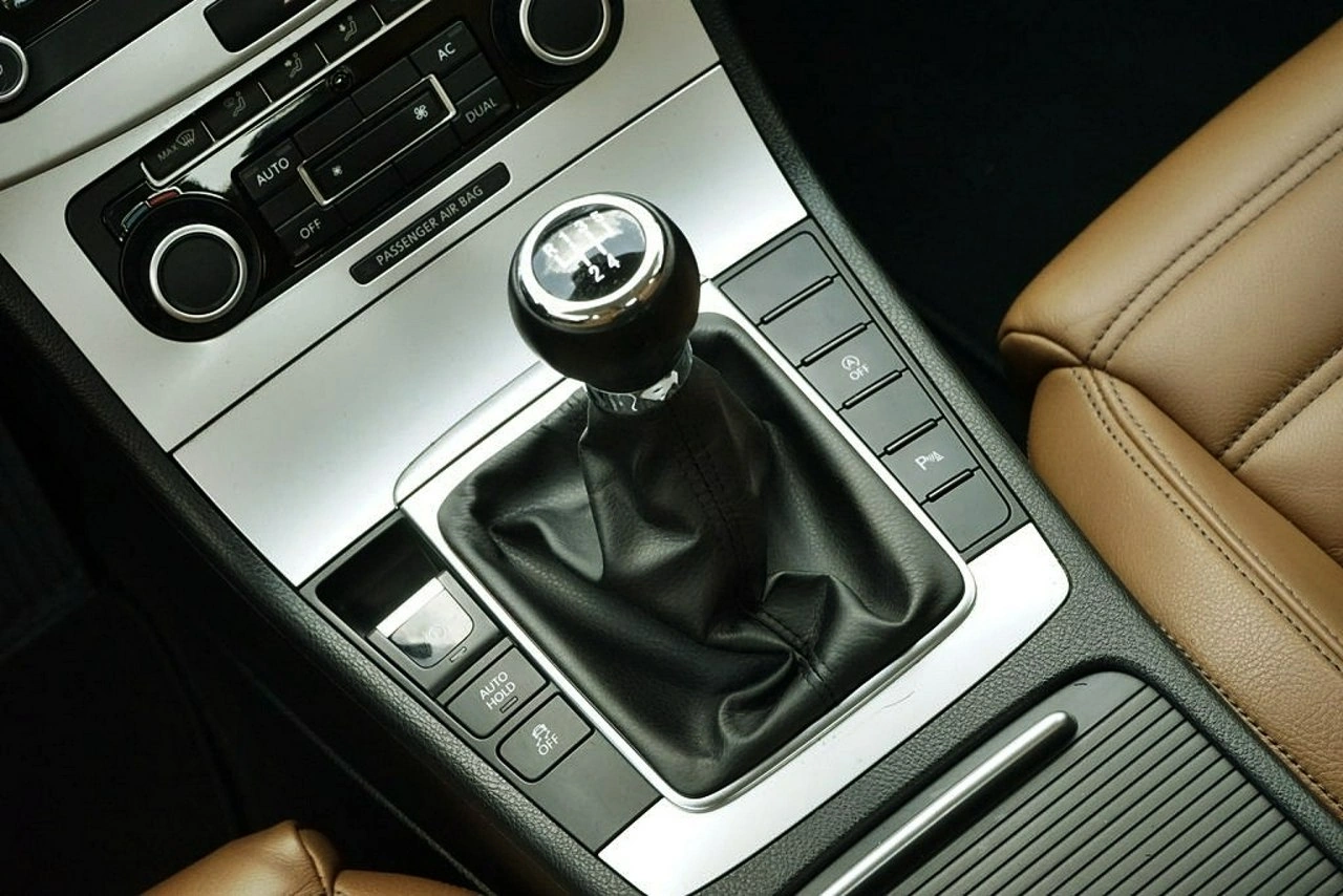 Volkswagen Passat CC - Zdjęcie 27