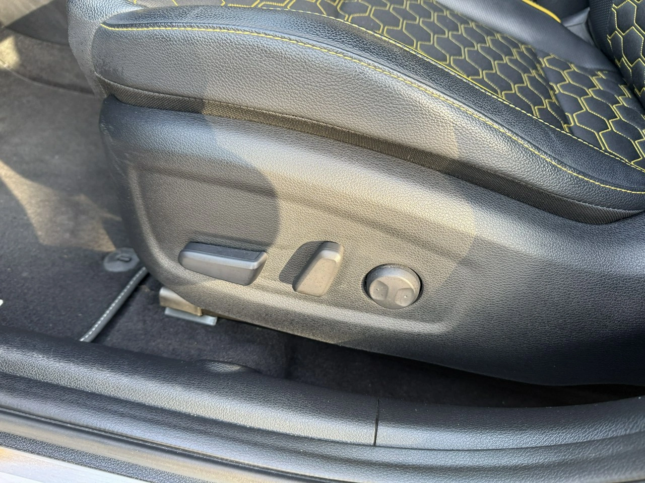 Kia XCeed - Zdjęcie 24