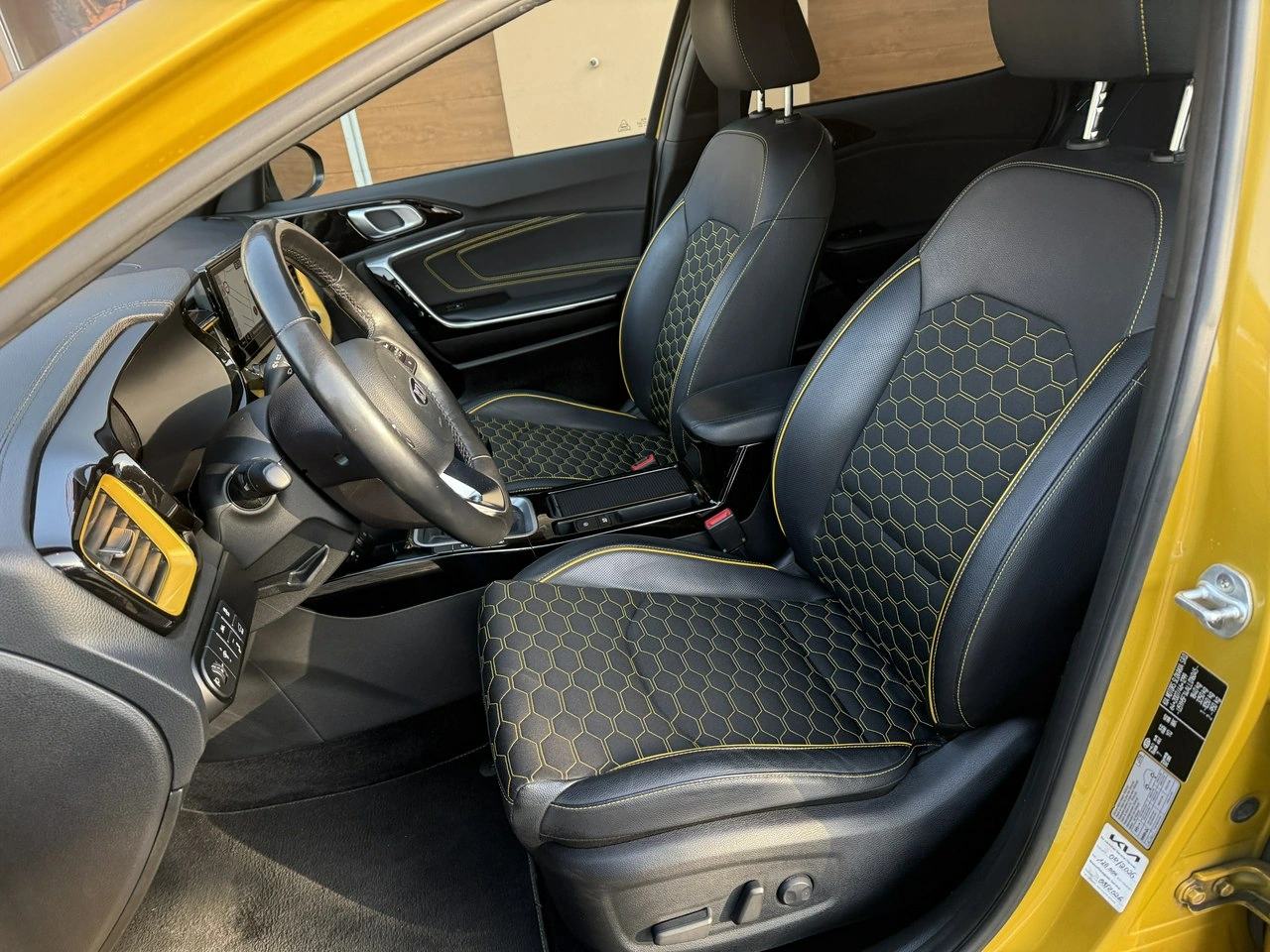 Kia XCeed - Zdjęcie 23