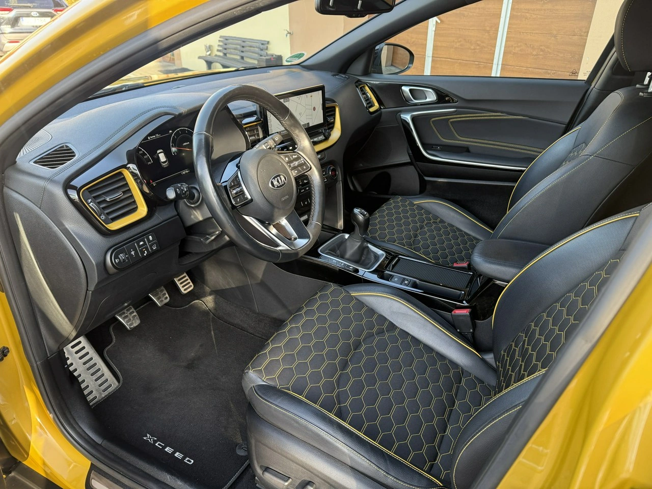 Kia XCeed - Zdjęcie 22