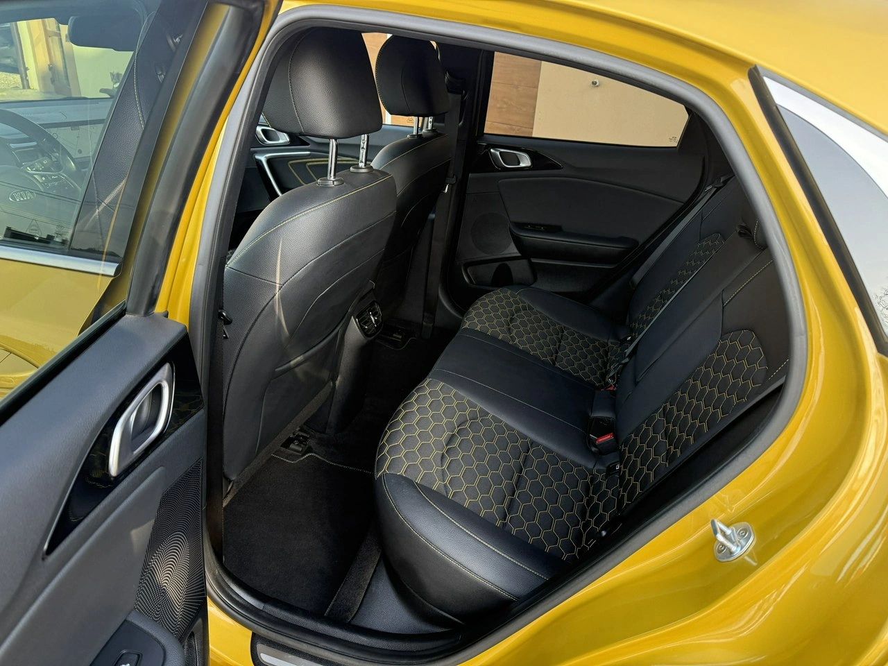 Kia XCeed - Zdjęcie 27