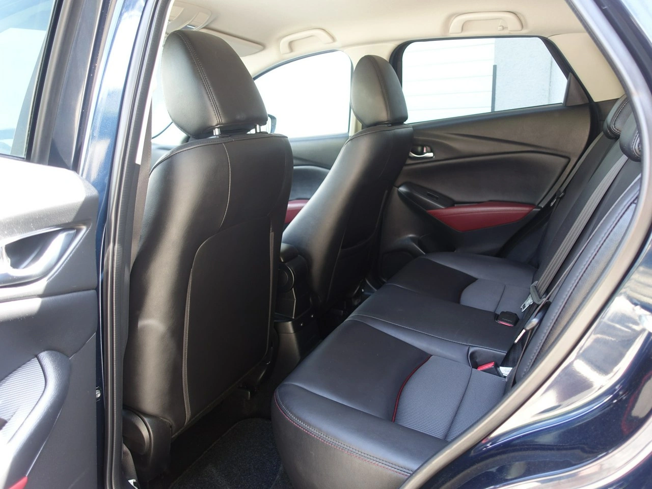 Mazda CX-3 - Zdjęcie 14