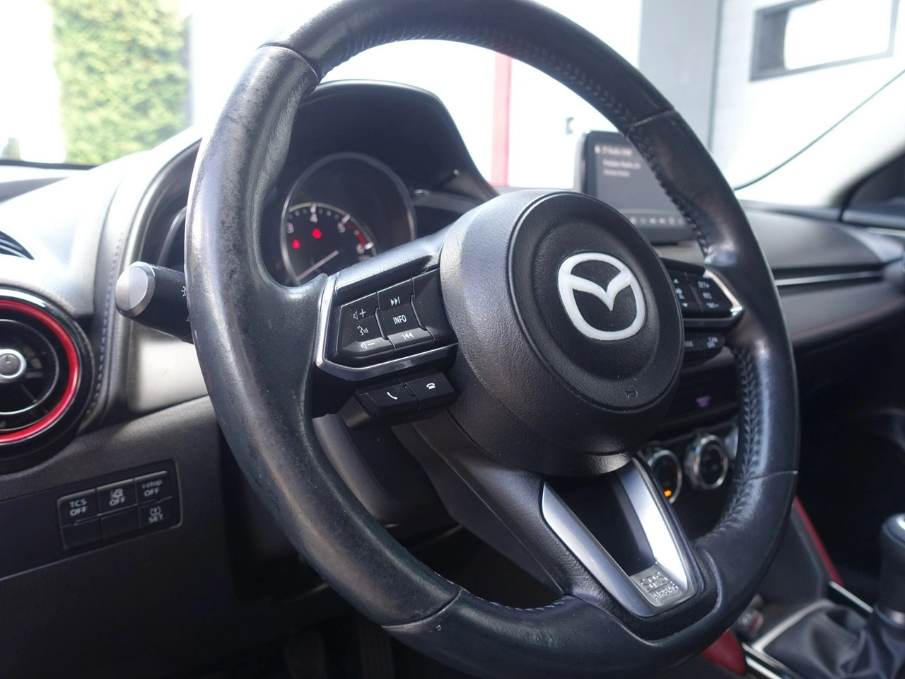 Mazda CX-3 - Zdjęcie 17