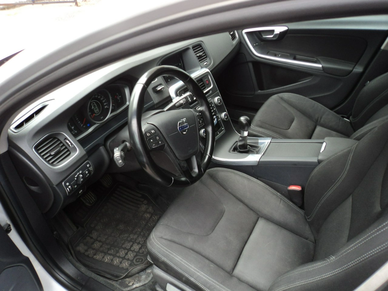 Volvo V60 - Zdjęcie 8
