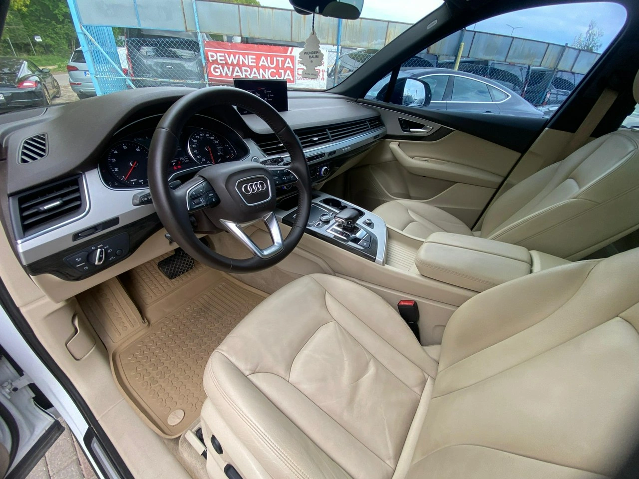 Audi Q7 - Zdjęcie 17
