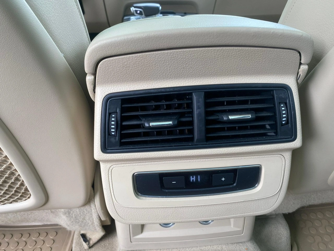 Audi Q7 - Zdjęcie 25