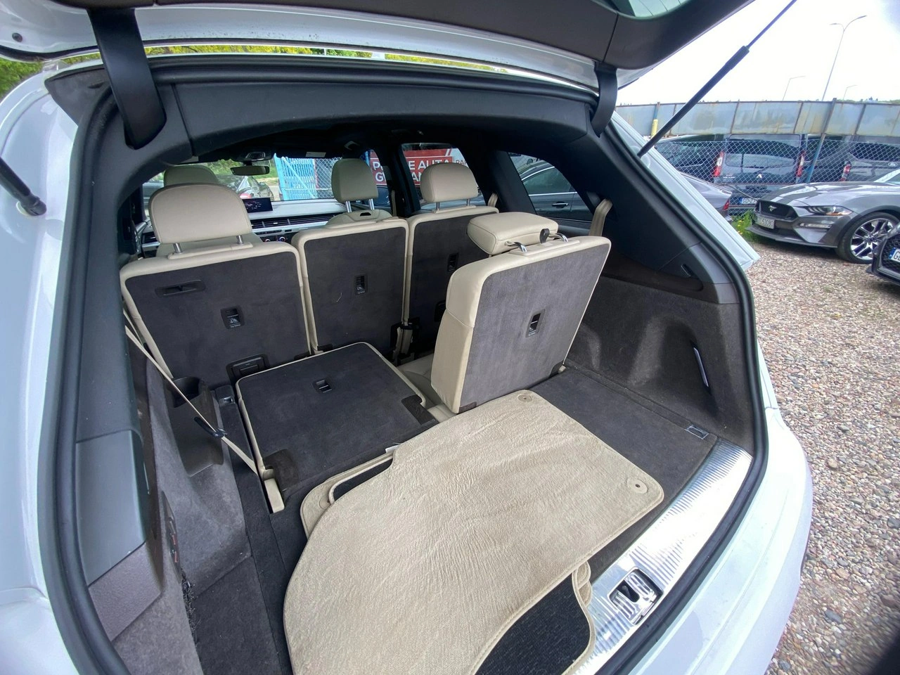 Audi Q7 - Zdjęcie 32