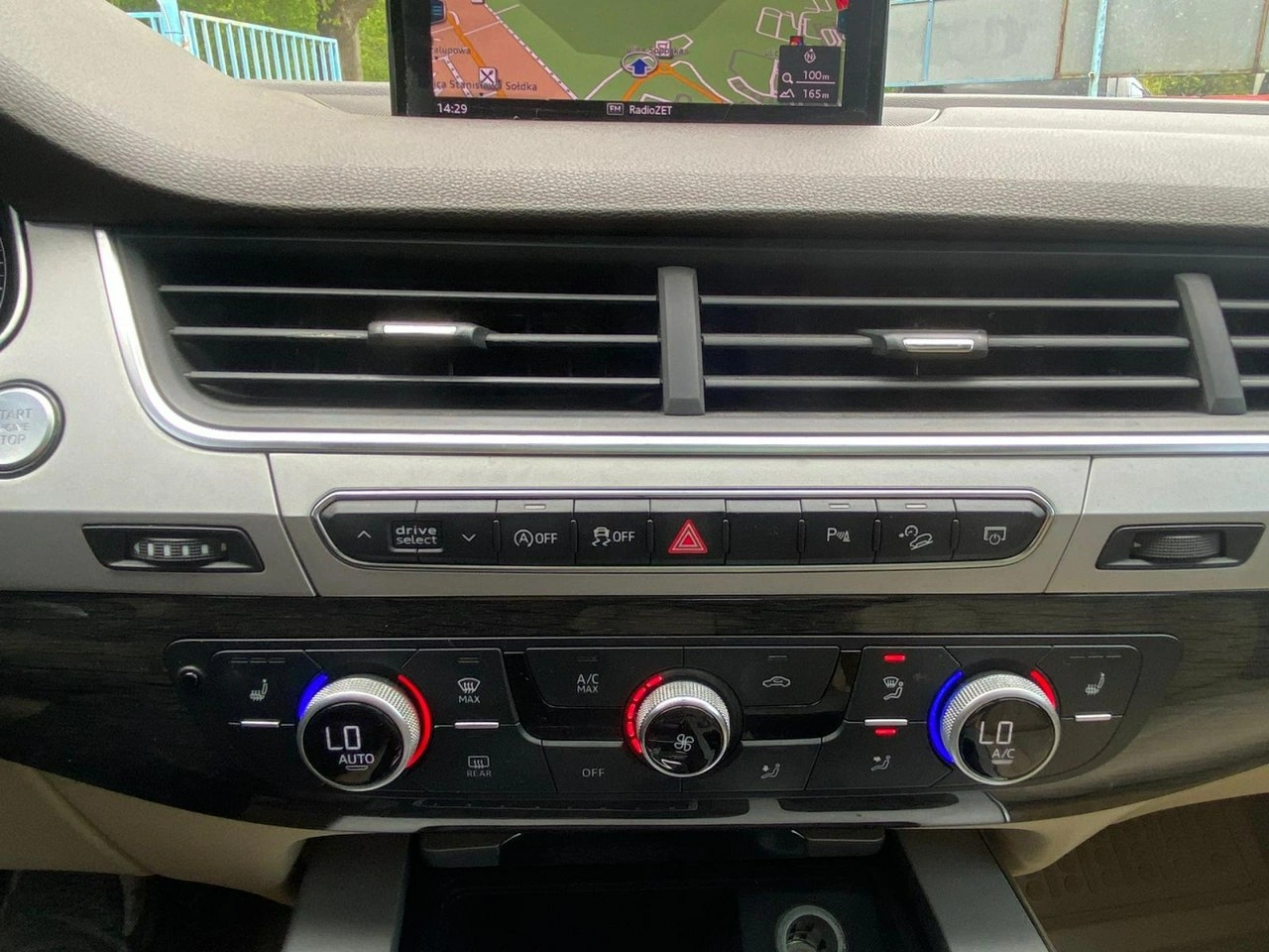 Audi Q7 - Zdjęcie 41