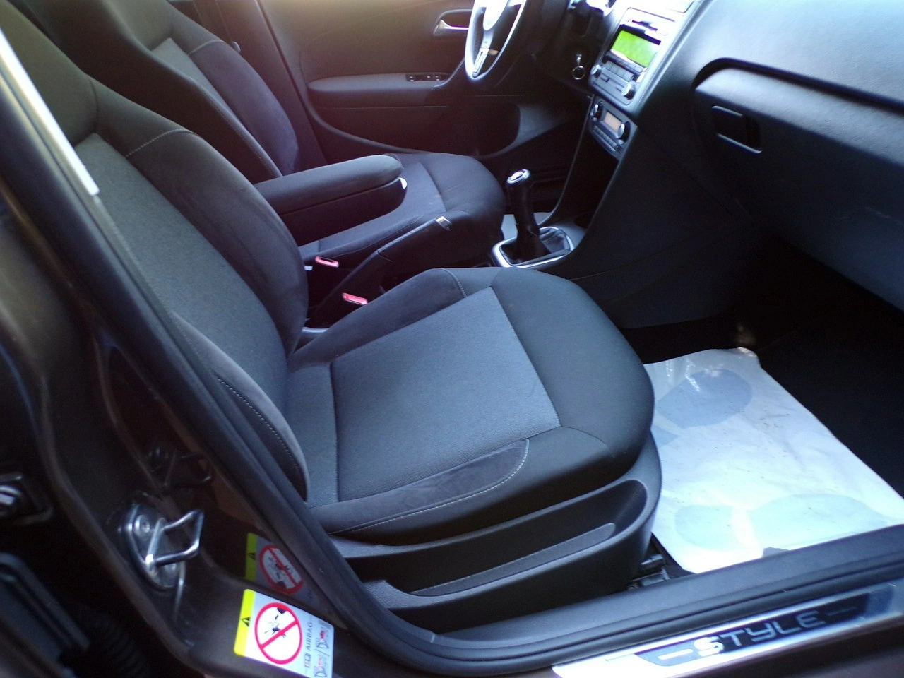 Volkswagen Polo - Zdjęcie 22