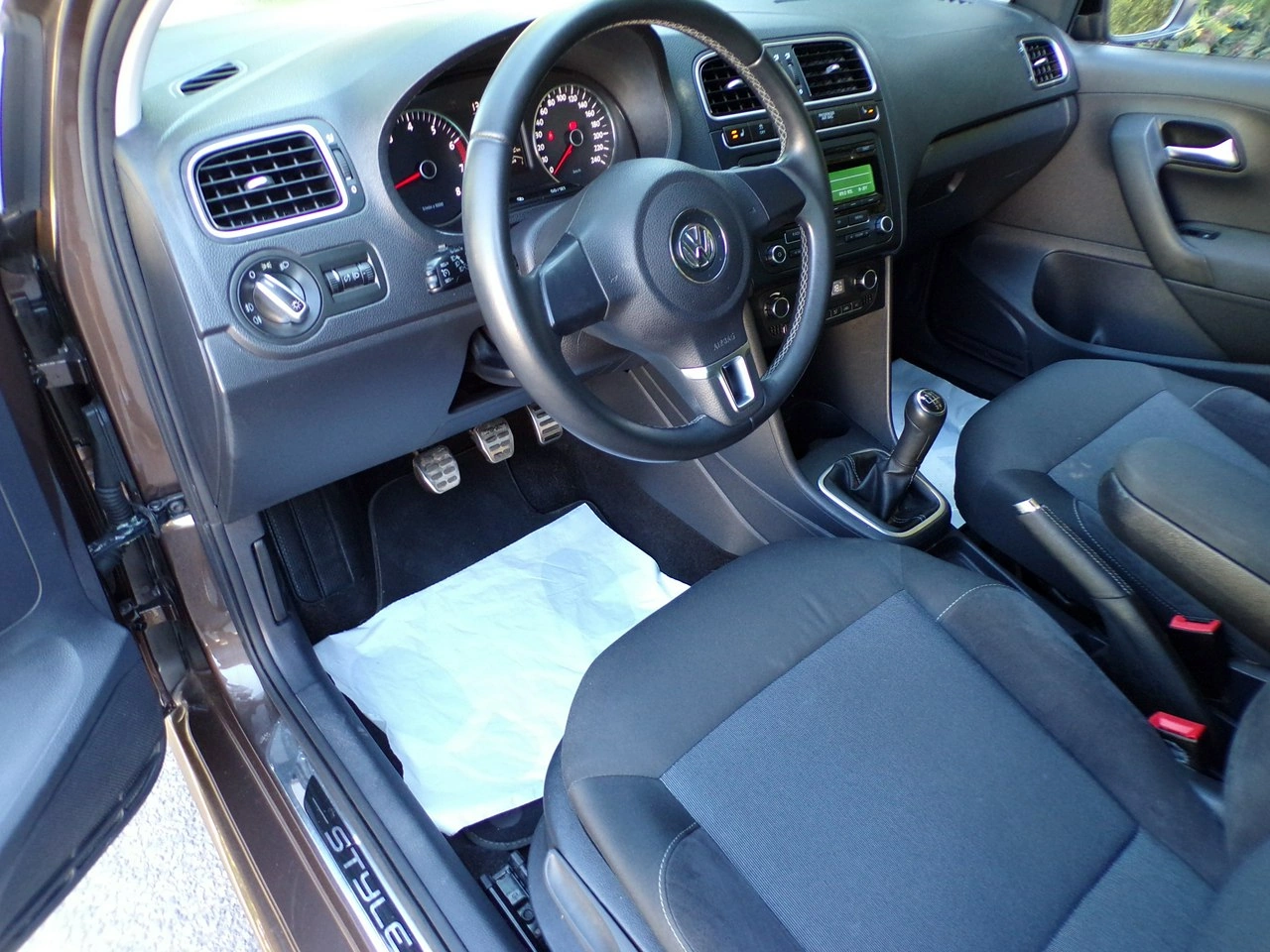 Volkswagen Polo - Zdjęcie 31
