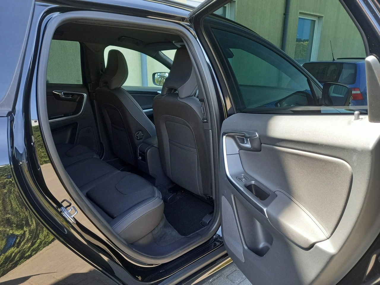 Volvo XC 60 - Zdjęcie 24