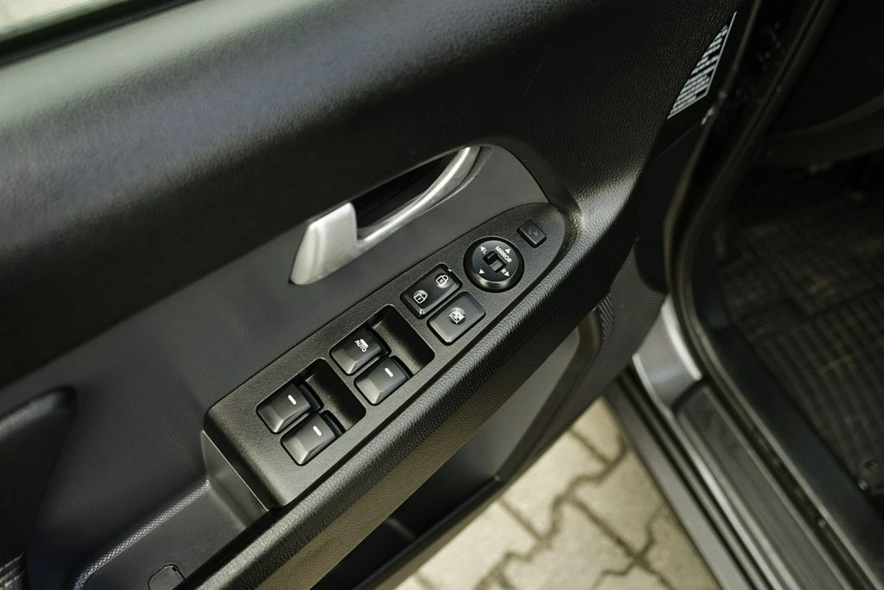 Kia Sportage - Zdjęcie 13