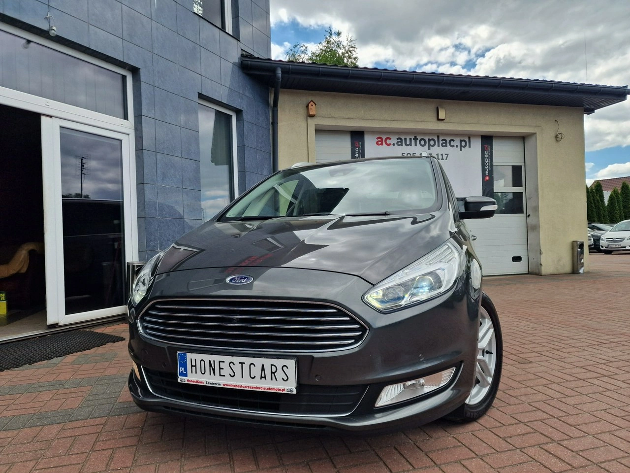 Ford Galaxy - Główne zdjęcie