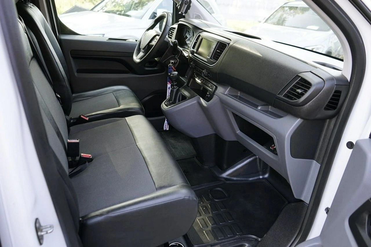 Peugeot Expert - Zdjęcie 15