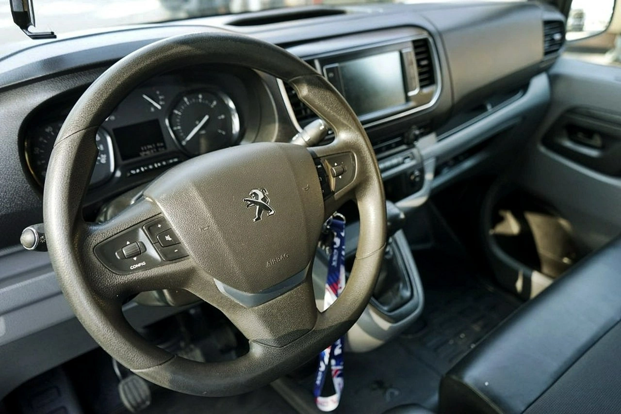 Peugeot Expert - Zdjęcie 18