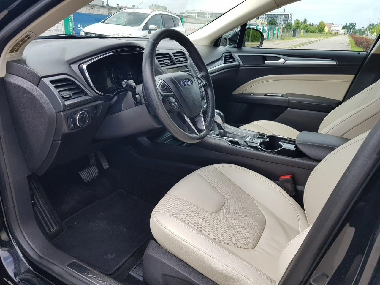 Ford Mondeo - Zdjęcie 10