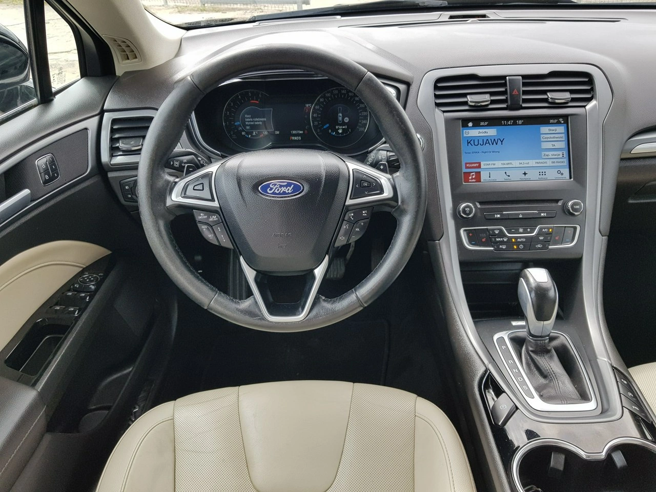 Ford Mondeo - Zdjęcie 13