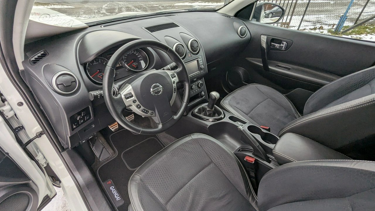 Nissan Qashqai - Zdjęcie 12