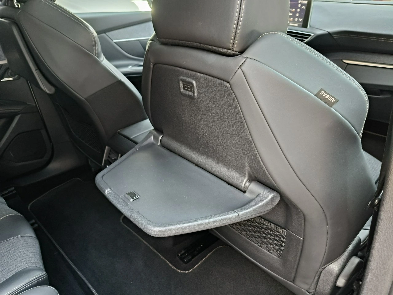 Peugeot 5008 - Zdjęcie 21