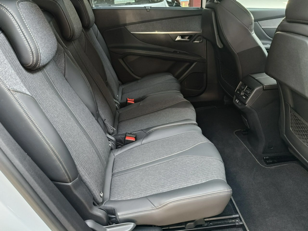 Peugeot 5008 - Zdjęcie 22