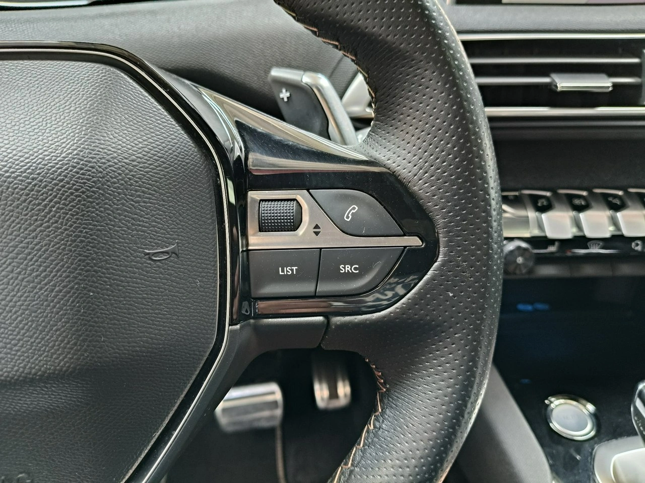 Peugeot 5008 - Zdjęcie 37