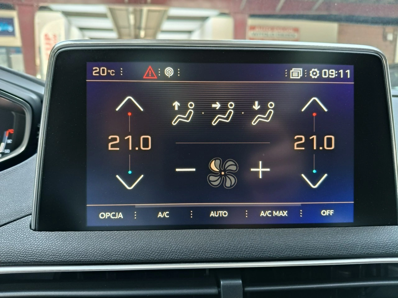 Peugeot 5008 - Zdjęcie 41