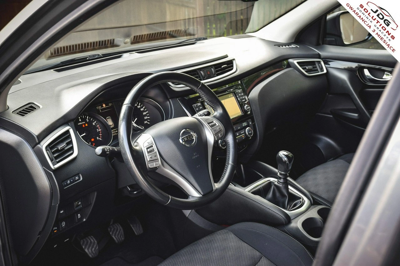 Nissan Qashqai - Zdjęcie 17