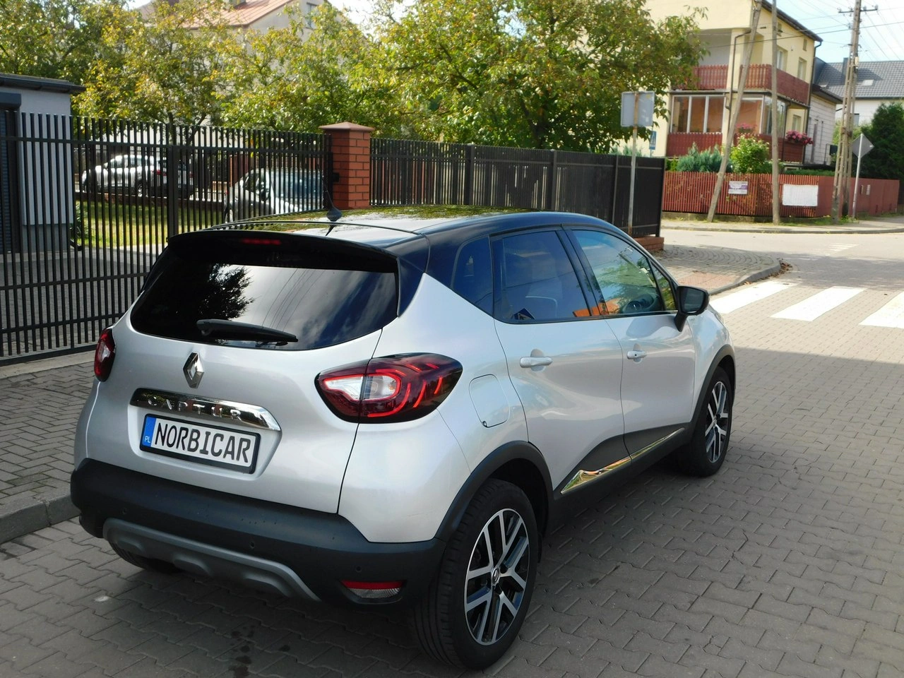Renault Captur - Zdjęcie 3