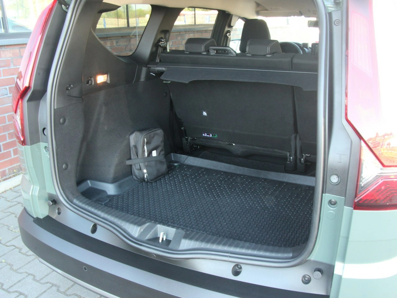 Dacia Jogger - Zdjęcie 35