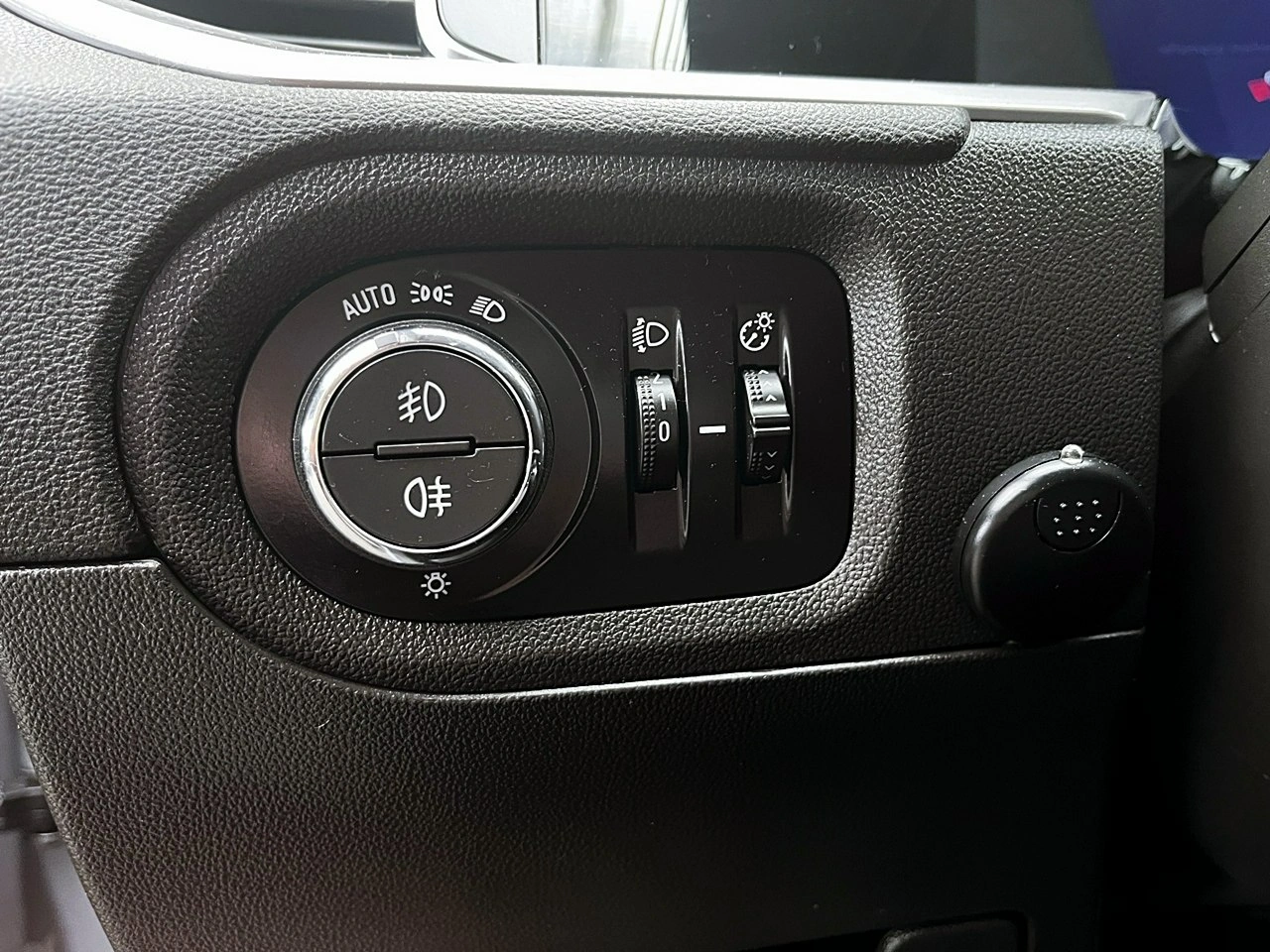 Opel Grandland - Zdjęcie 15